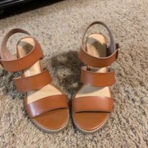 Old Navy Heel - Tan/Brown